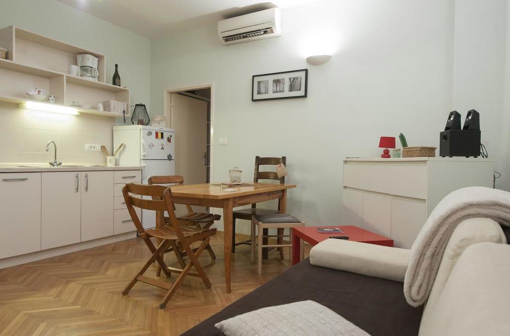 Sunny Apartment Zara Esterno foto