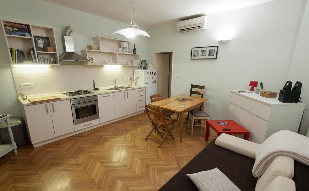 Sunny Apartment Zara Esterno foto