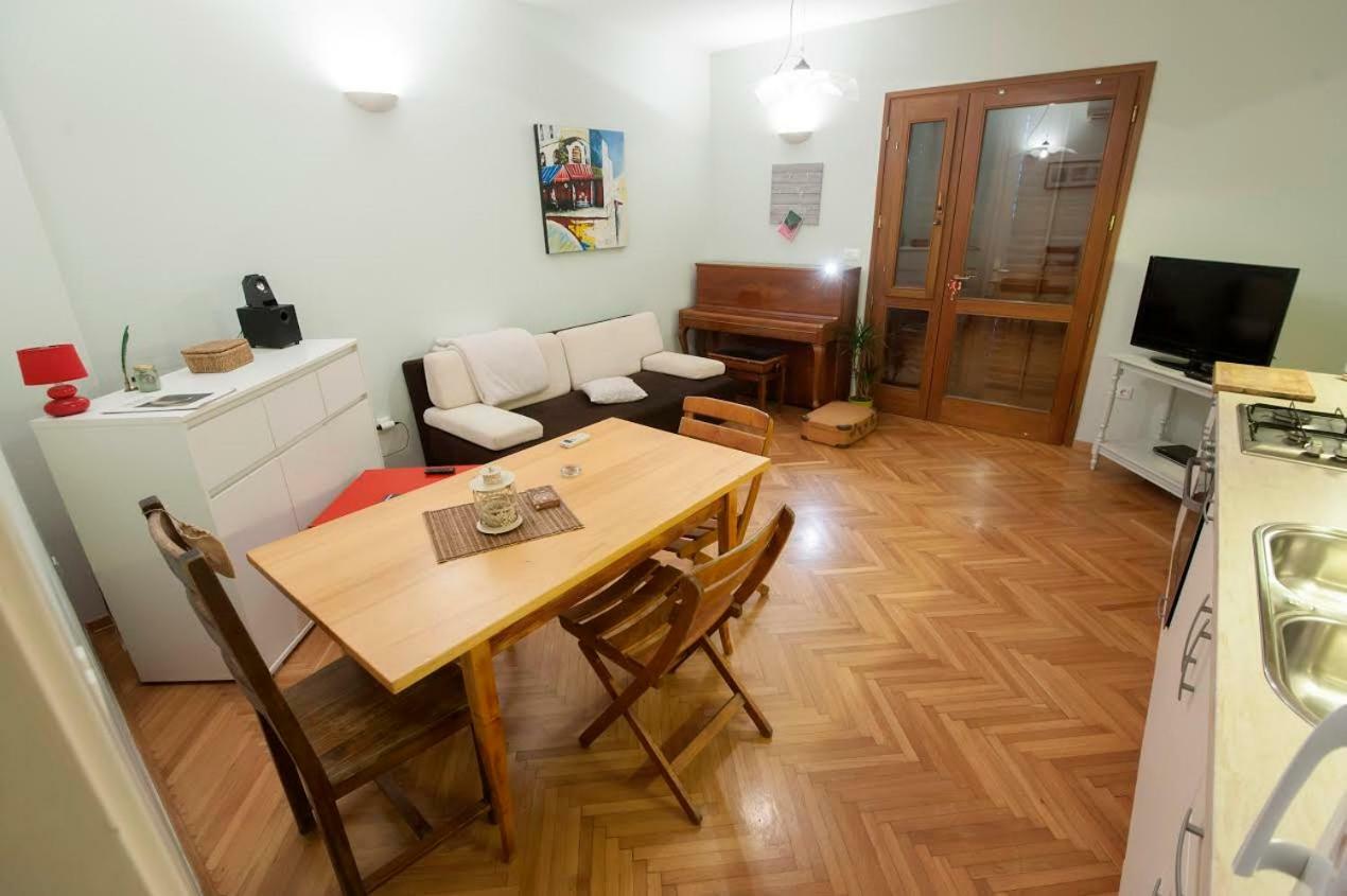 Sunny Apartment Zara Esterno foto